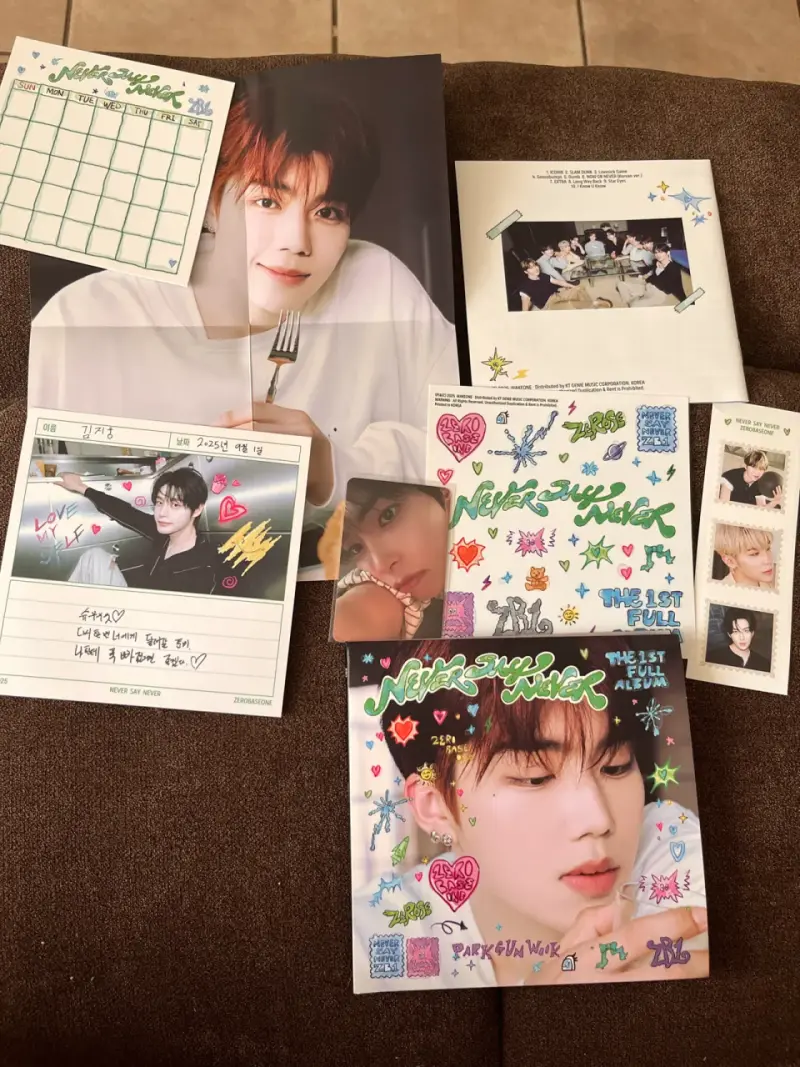 Álbum Never Say Never (Gunwook) - 3