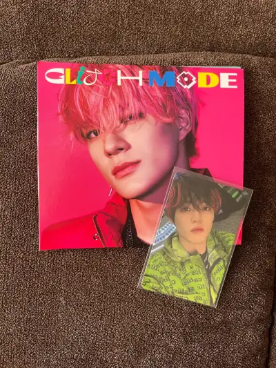 Álbum Glitch Mode (Jeno Ver) - miniatura 1