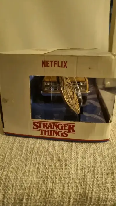 Miniatura Chevy Blazer Stranger Things - miniatura 2