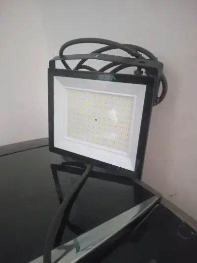 Reflector LED VKB 100W negro - miniatura 2