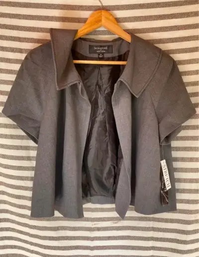 Blazer corto gris Signature para mujer - miniatura 1