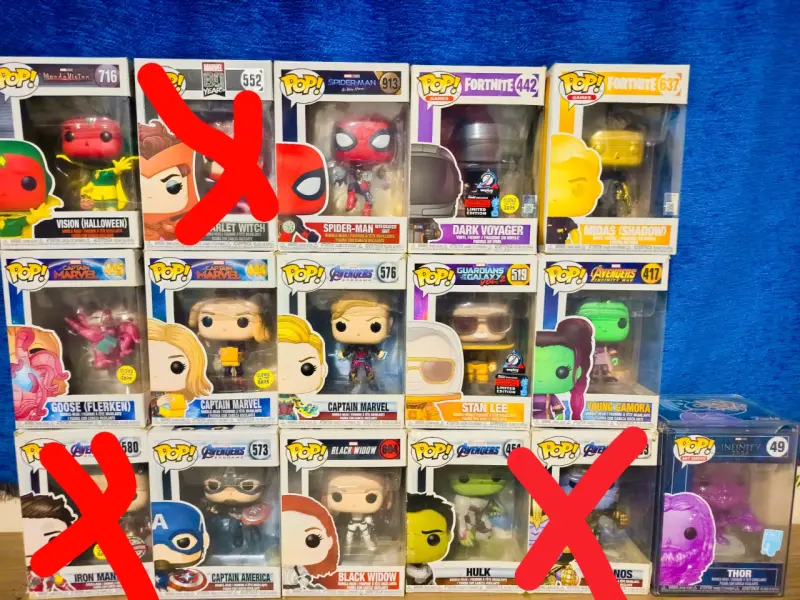 Figura Funko Pop Marvel y Fortnite