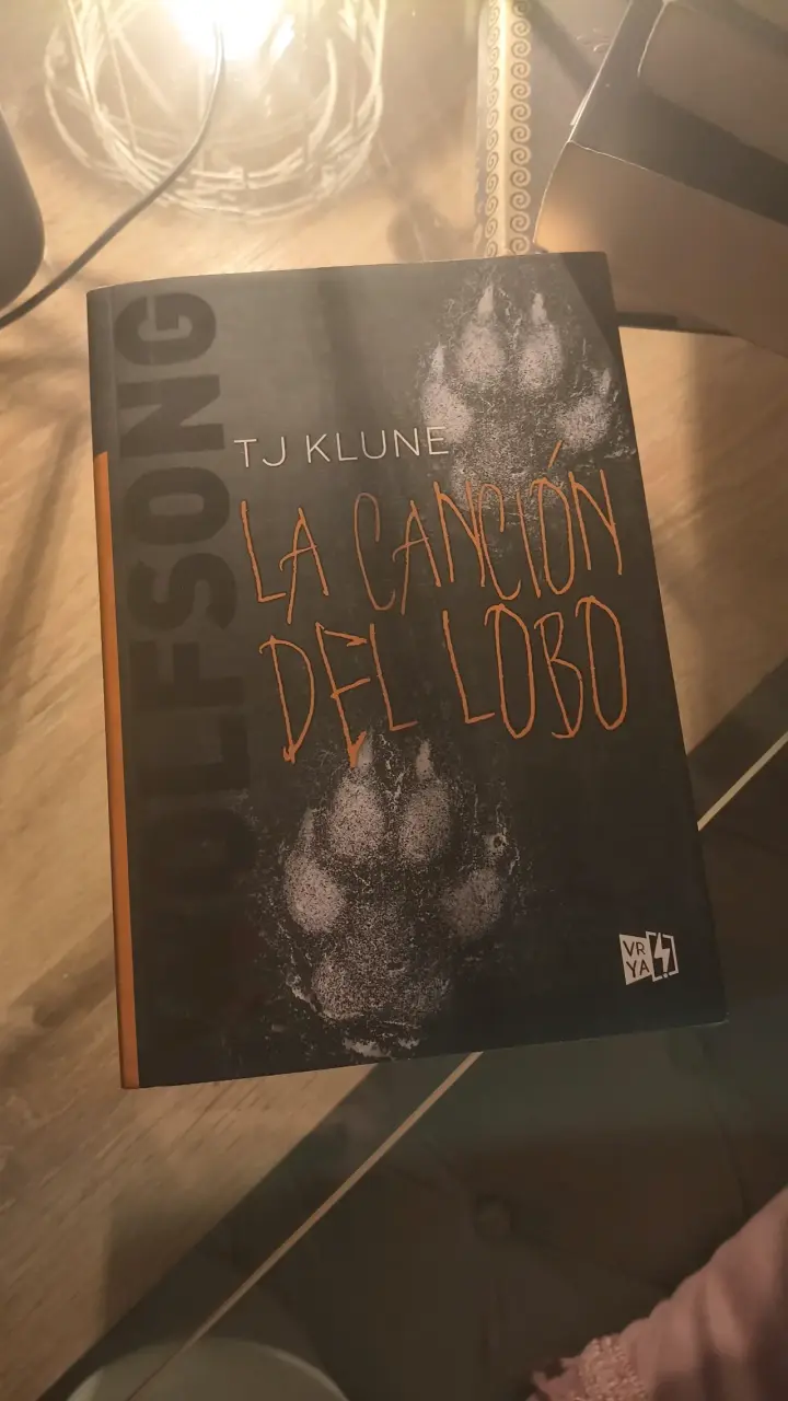 Libro 'La Canción del Lobo' de TJ Klune