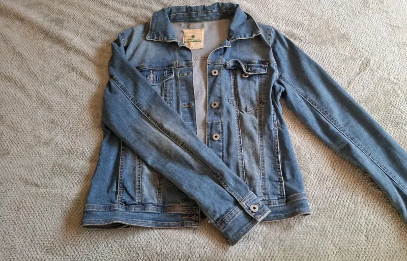 Chaqueta de mezclilla azul para mujer - 1