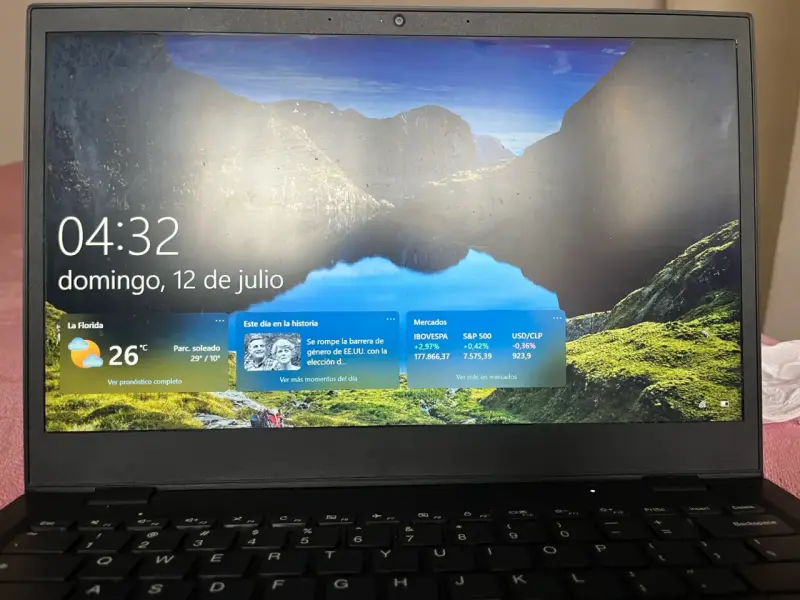 Notebook portátil con pantalla de 14 pulgadas - 1