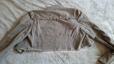 Chaqueta corta verde pistacho de mezclilla - miniatura 2