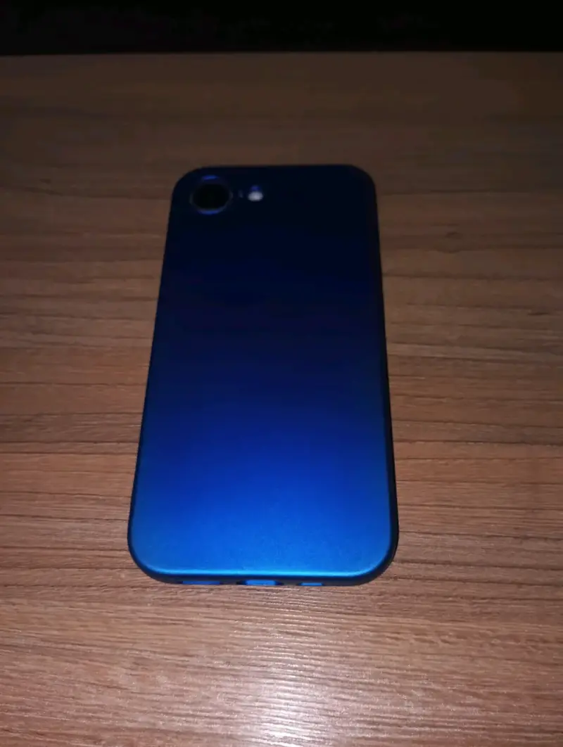 Venda o permuta iPhone 16e - 3