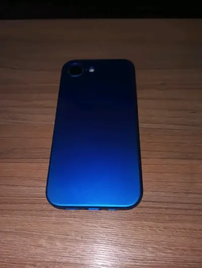 Venda o permuta iPhone 16e - miniatura 3