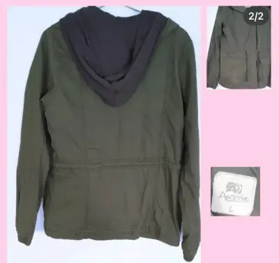 Chaqueta verde militar con capucha para mujer - miniatura 2