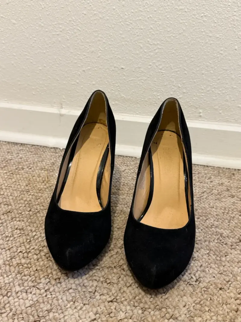 Tacones negros de gamuza elegantes - 3