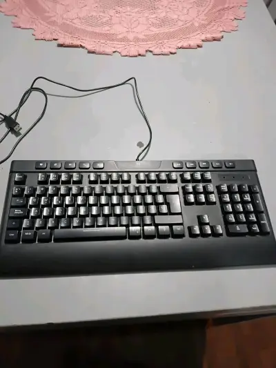 Notebook Lenovo con pantalla de 15 pulgadas - miniatura 4