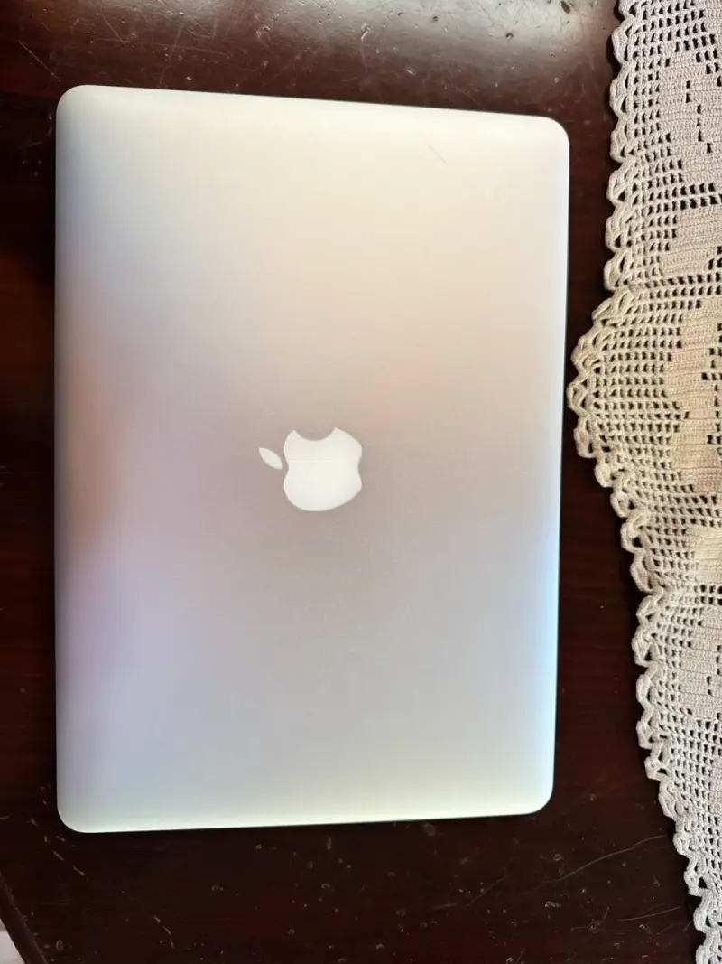 Laptop MacBook Air 13 pulgadas en buen estado - 5