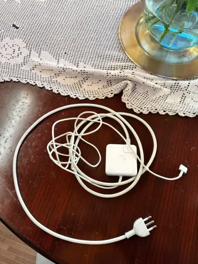 Laptop MacBook Air 13 pulgadas en buen estado - miniatura 6