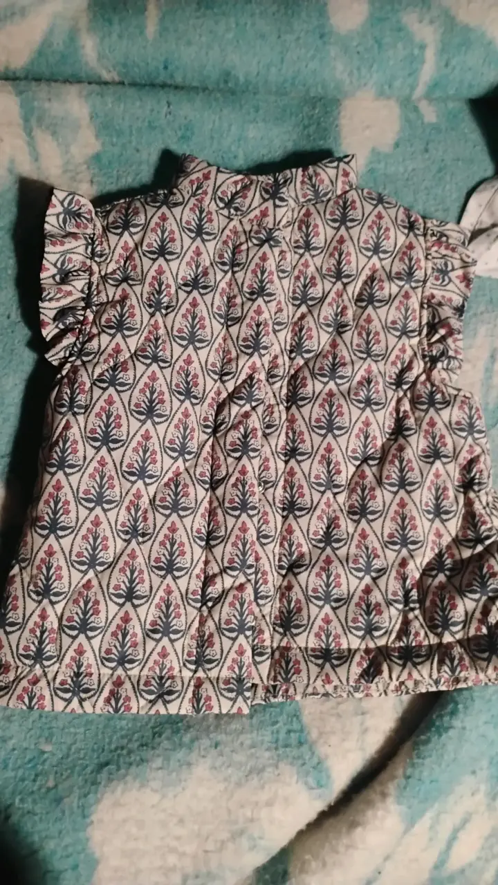 Chaqueta infantil estampada con volantes - 1