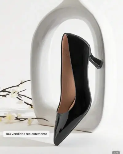 Zapato de tacón negro elegante para mujer - miniatura 1