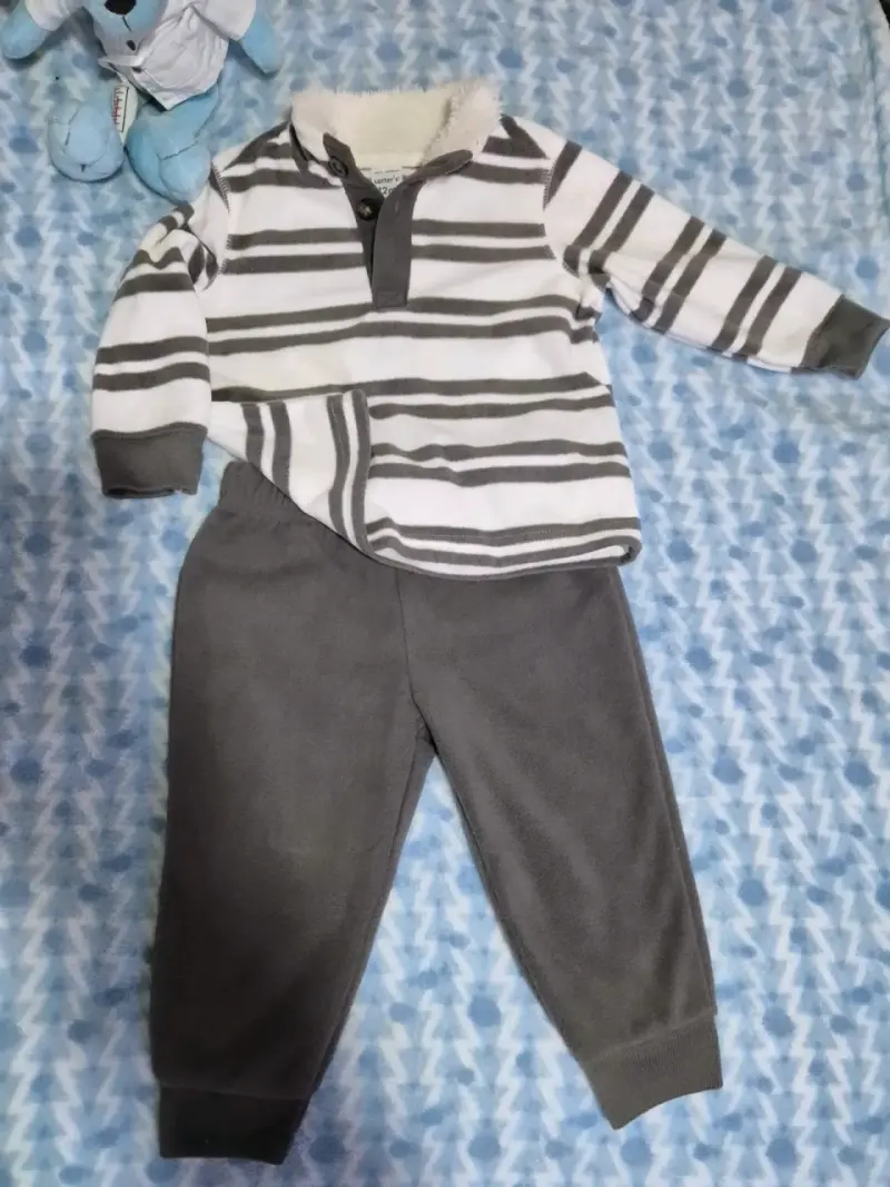 Buzo rayado para bebé Carter's 12 meses - 2