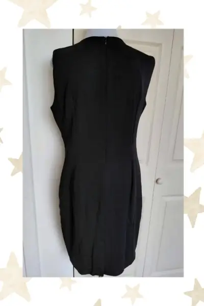 Vestido elegante blanco y negro sin mangas - miniatura 2