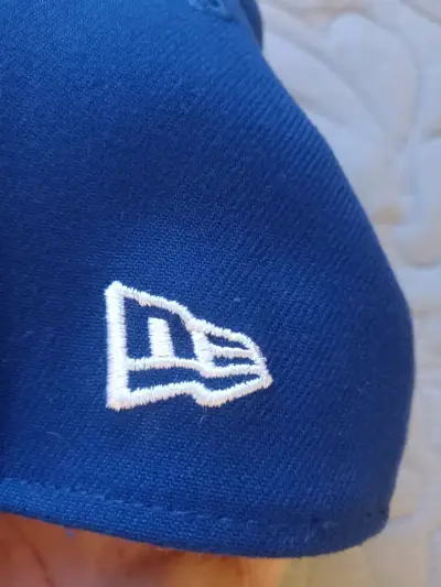 Gorra azul Dodgers estilo casual NEW ERA cerrado - miniatura 3