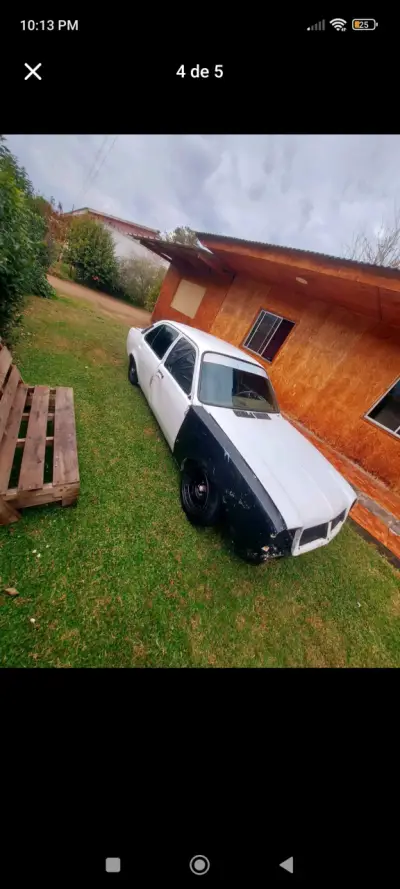 Auto clásico para restauración - miniatura 3