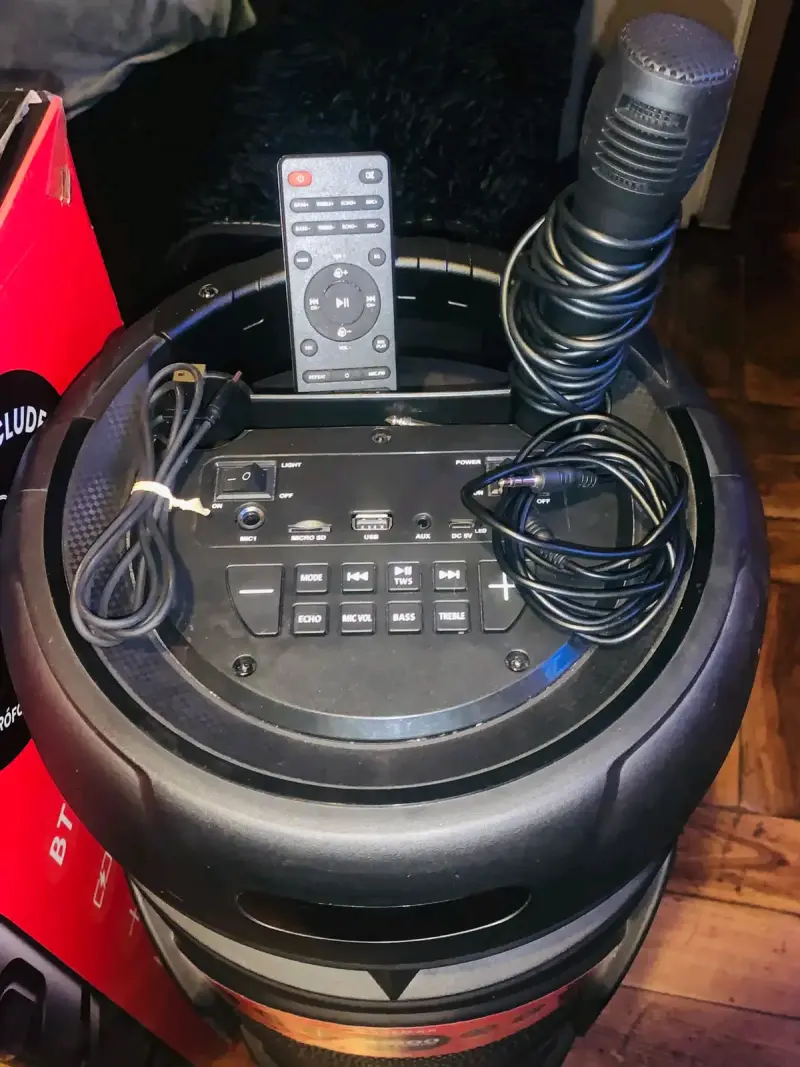 Parlante karaoke Blik Wavemax2 6000W - 2