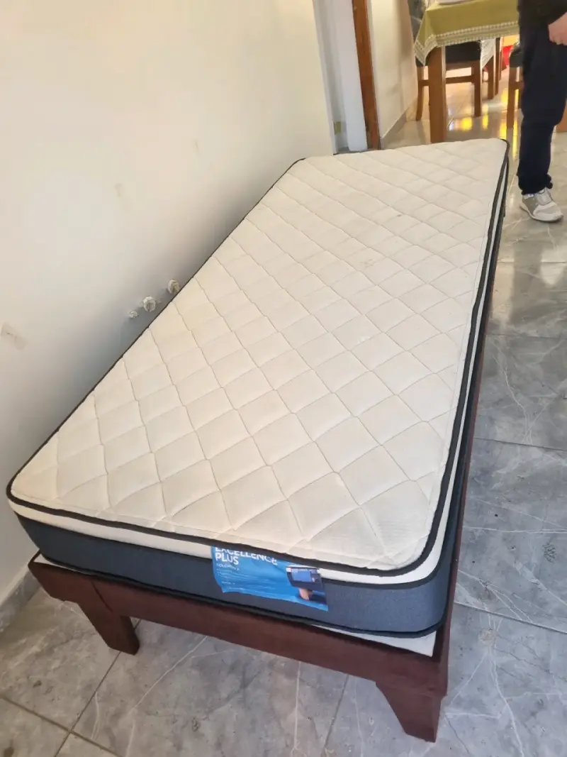 Cama individual con colchón ortopédico - 2