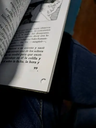 Libro 'Asesinato en el Canadian Express' de Eric W - miniatura 5