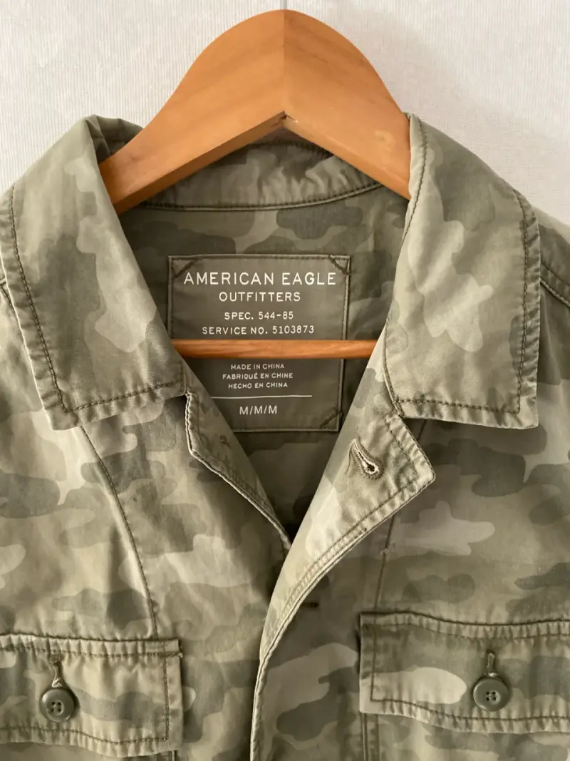 Chaqueta American Eagle talla M-L - 2