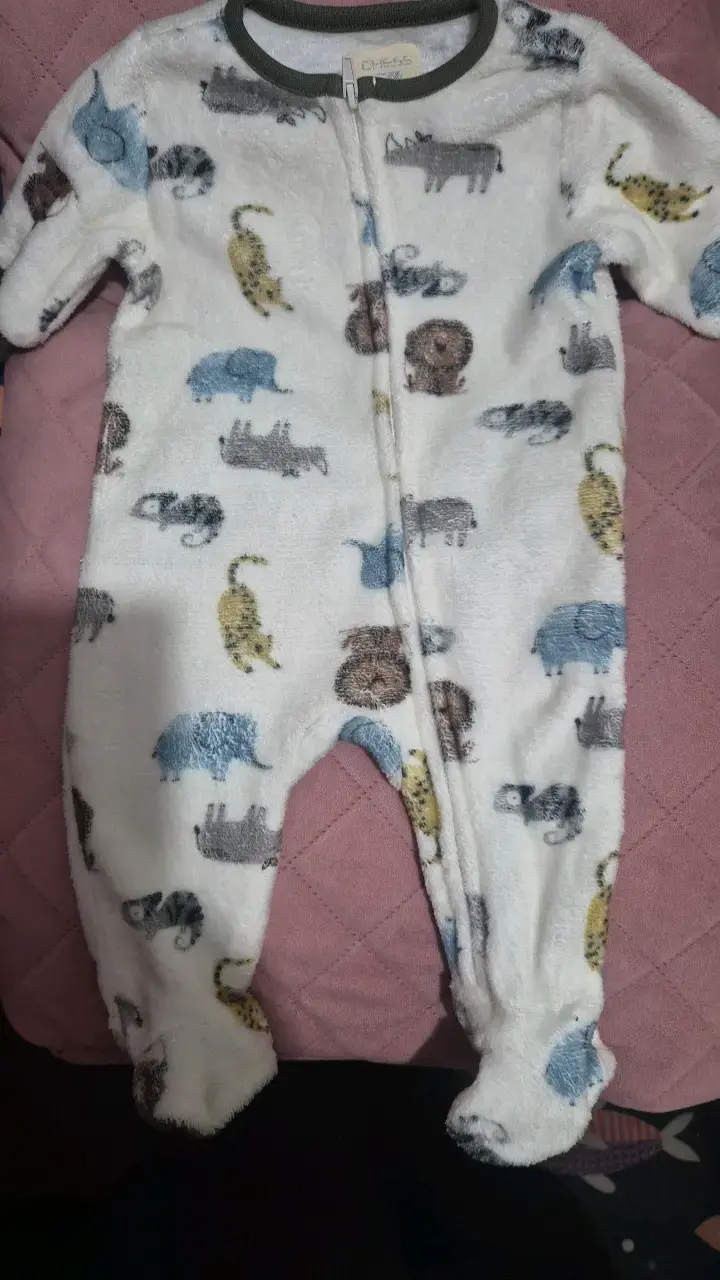 Enterito de bebé con estampado de animales