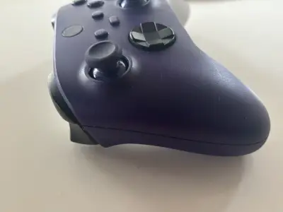 Control  Xbox Series S/X color morado - miniatura 4