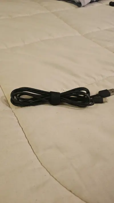 Cámara web FHD con soporte ajustable - miniatura 3