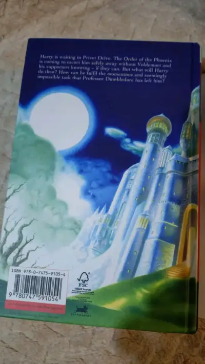 Libro Harry Potter and the Deathly Hallows - miniatura 6