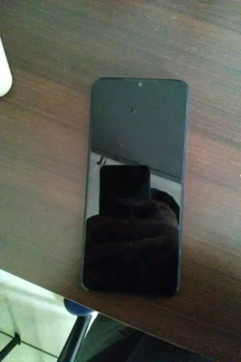 Smartphone Android pantalla grande Samsung a22 5g - 1