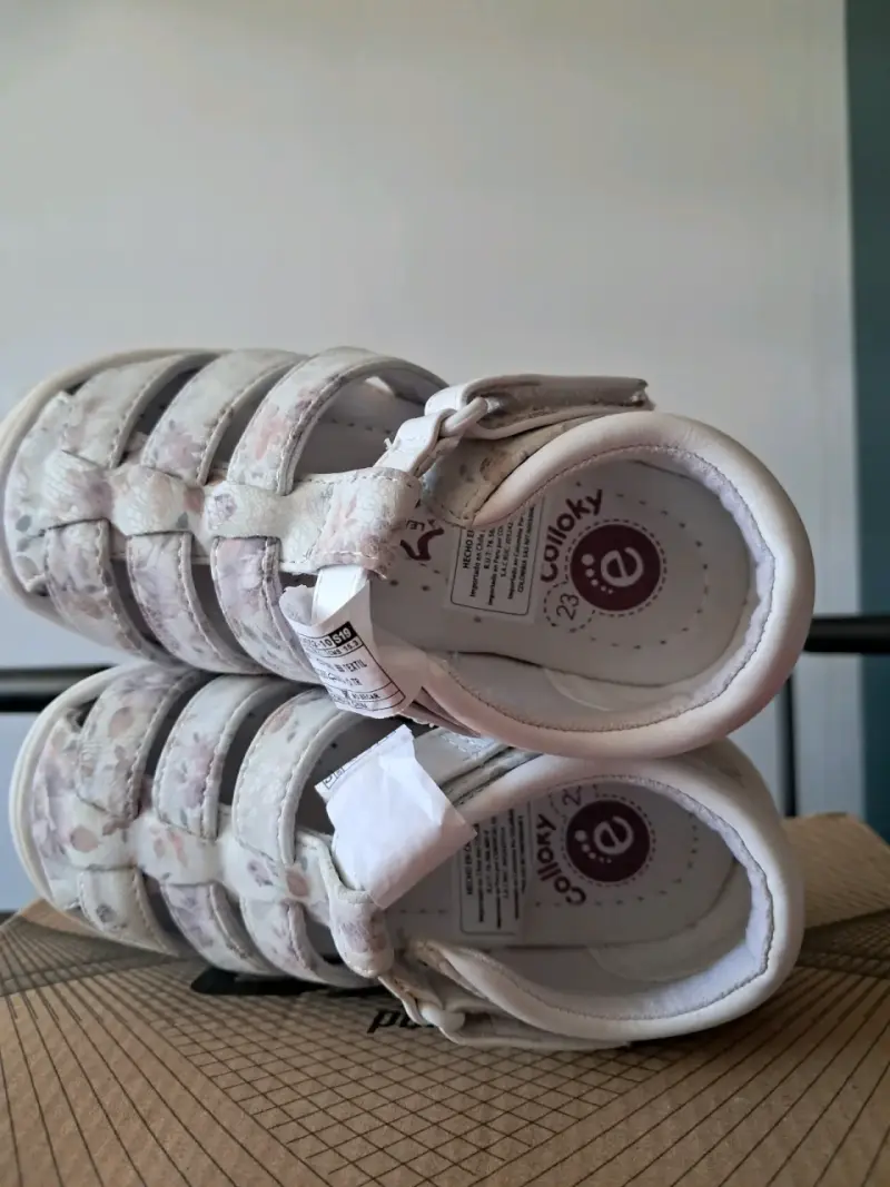 Sandalias infantiles Colloky blancas con suela flexible - 2