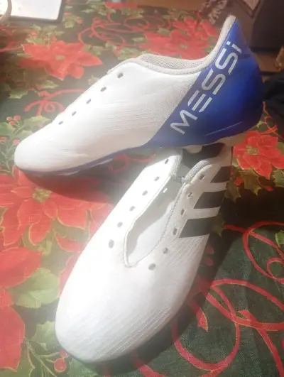 Botines de fútbol Adidas negros con tapones - miniatura 5