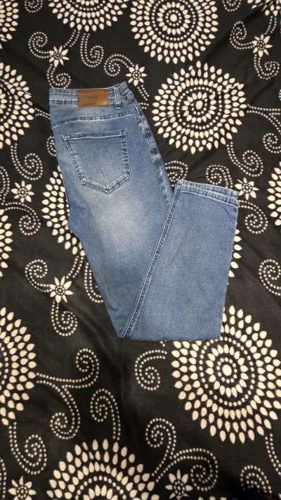 Jeans azul claro para hombre talla mediana - miniatura 2