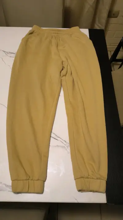 Pantalones deportivos - miniatura 3