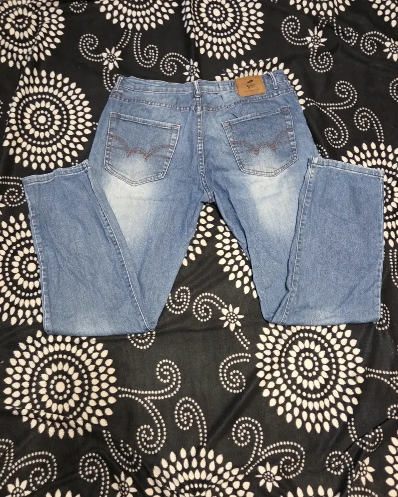 Jeans azul claro para hombre en buen estado - 3