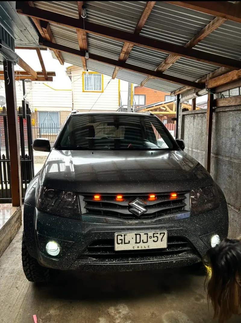 Suzuki Grand Nomade 4x4 - 4