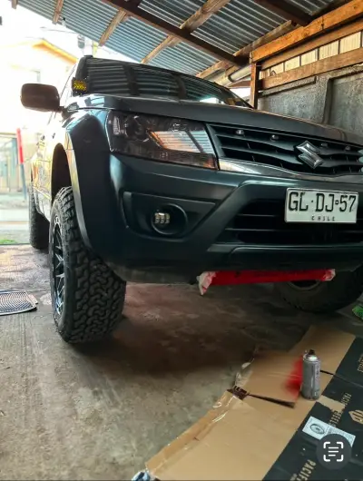 Suzuki Grand Nomade 4x4 - miniatura 5