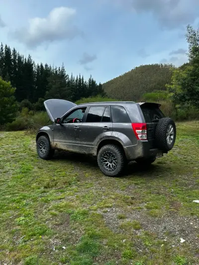 Suzuki Grand Nomade 4x4 - miniatura 6