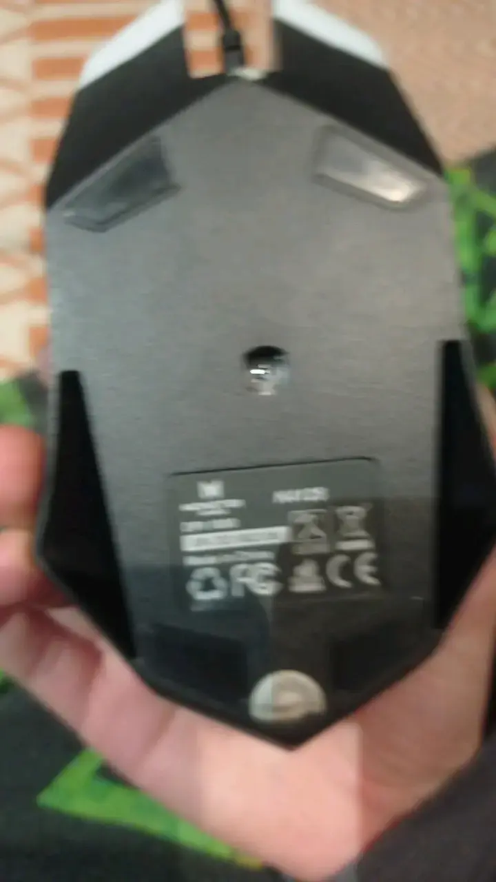 Mouse gamer con cable USB negro - 3