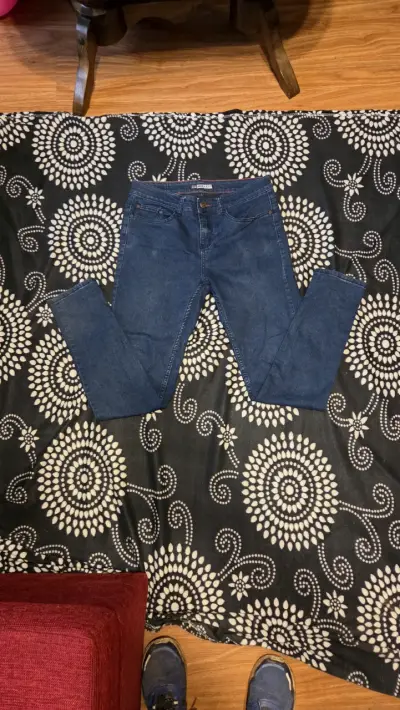 Jeans azul oscuro para hombre - miniatura 1