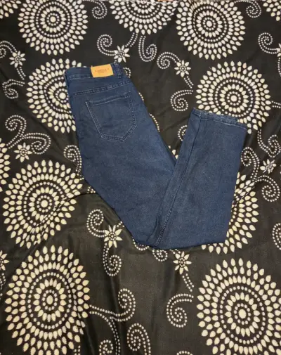 Jeans azul oscuro para hombre - miniatura 2