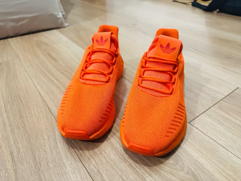 Zapatillas deportivas naranjas Adidas - 1