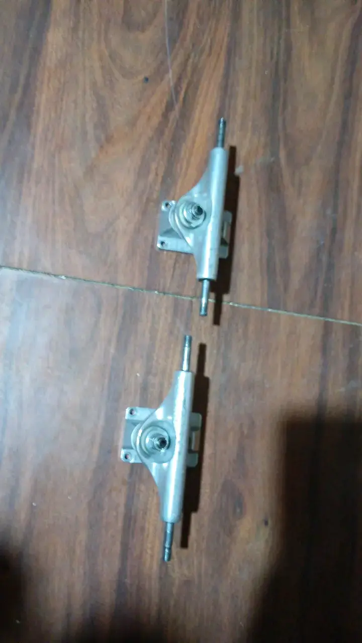 Ejes de skate de aluminio resistentes