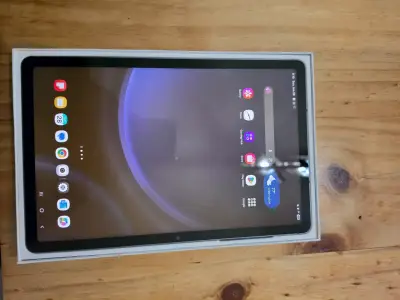 Tablet S9FE 128GB + teclado ProCase y lápiz táctil - miniatura 2