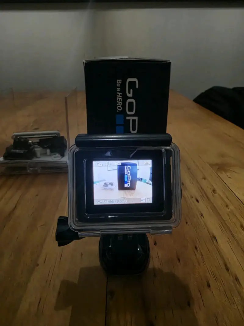 Cámara GoPro HERO4 con accesorios - 2