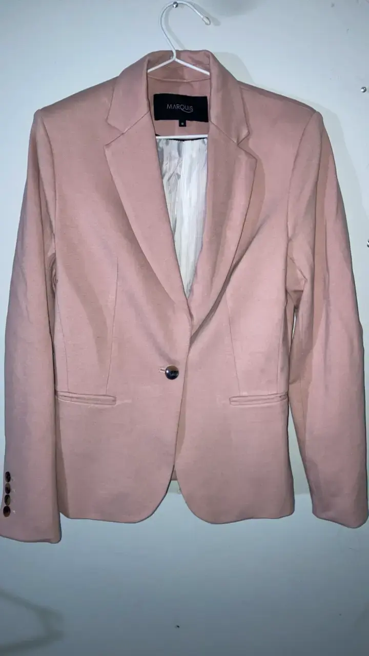 Blazer rosado marca Marquis elegante - 1