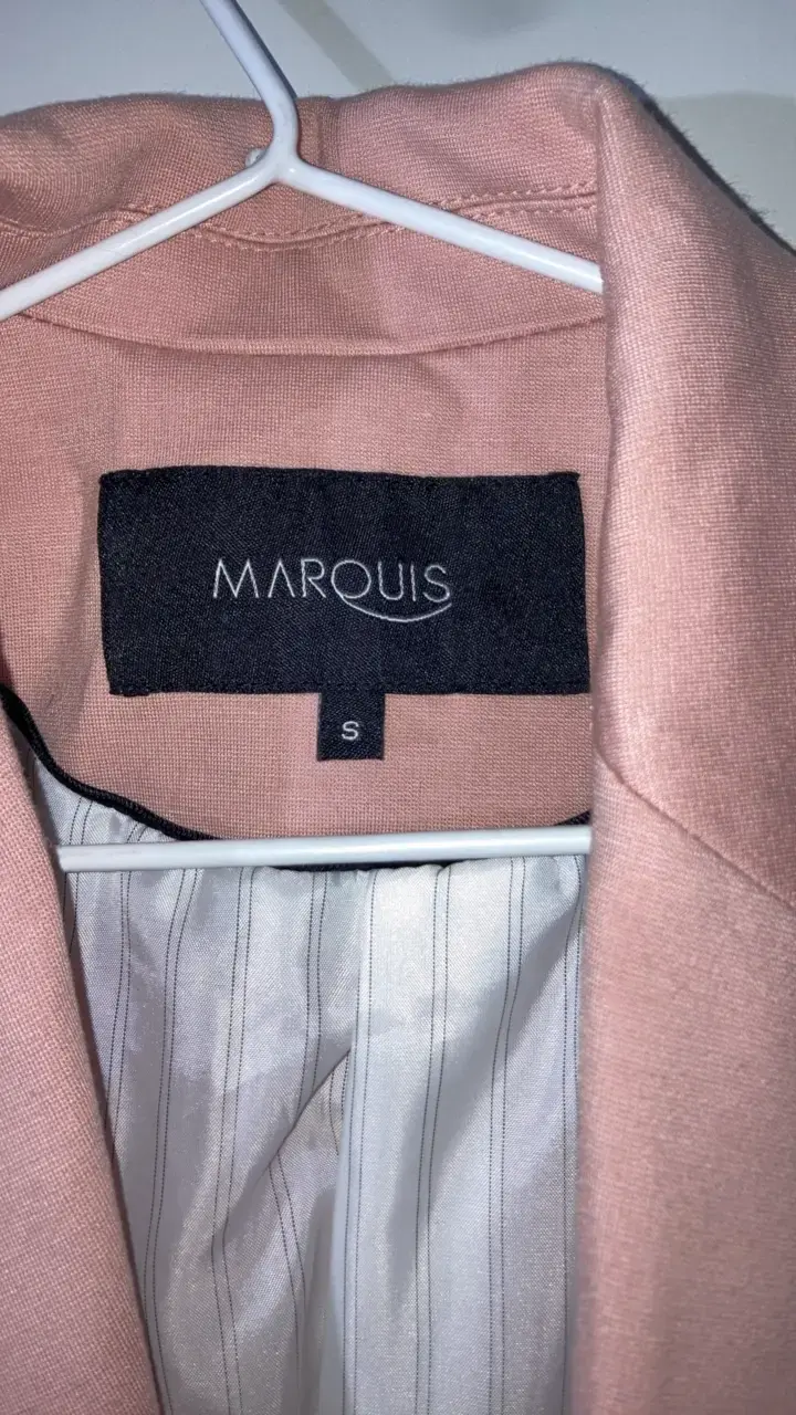Blazer rosado marca Marquis elegante - 2