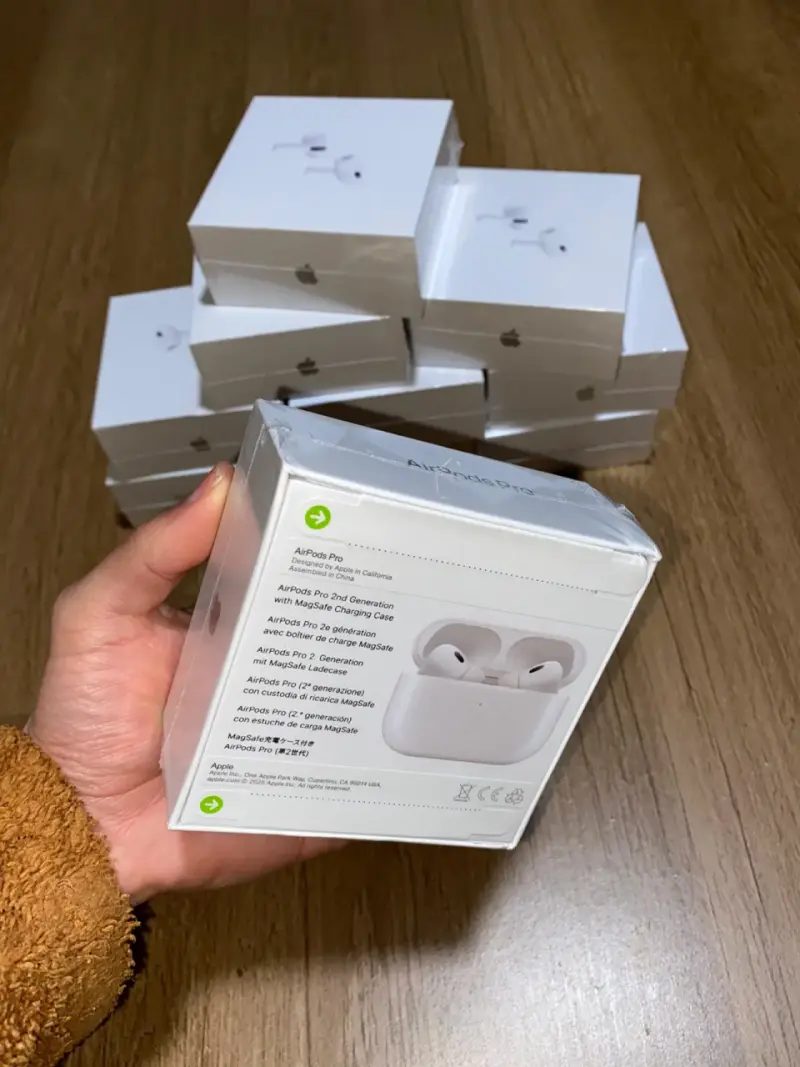 AirPodsPro nuevos en caja sellada y Cargadores - 2